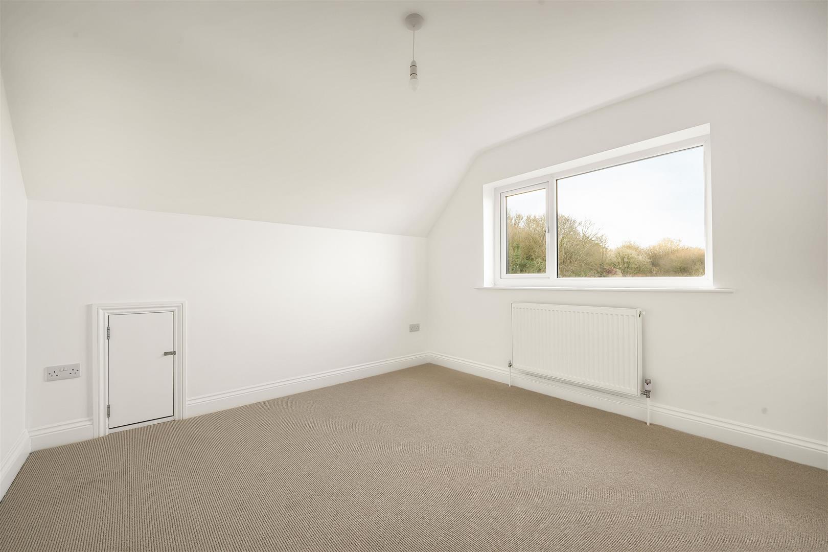 Graig-Y-Coed, Penclawdd, Swansea, SA4 3RL